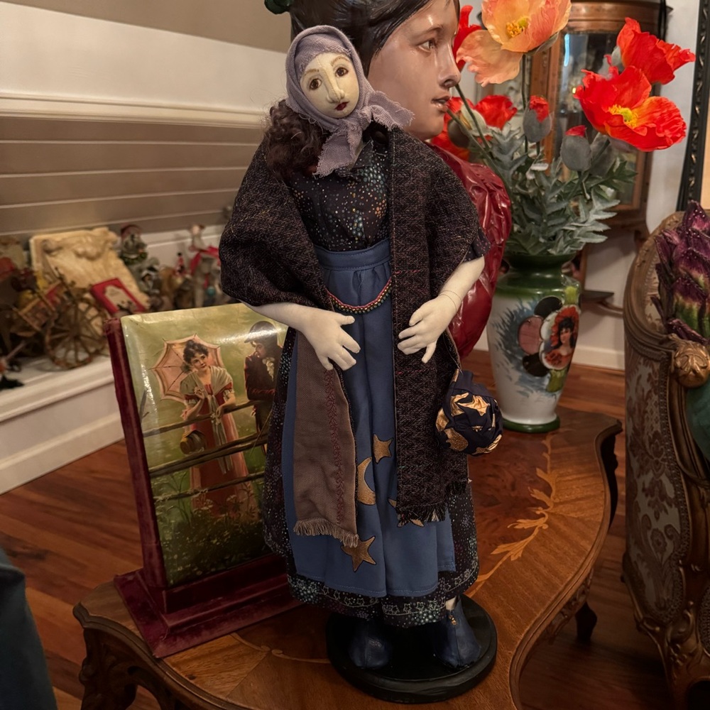 Artist Fortune Teller Doll